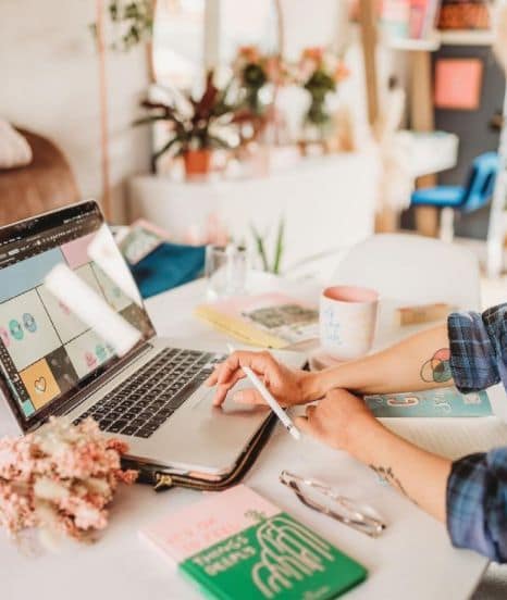 arculattervezés munka közbeni folyamata